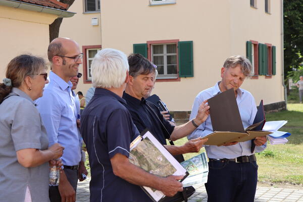Ortsbegehung in Wülknitz zum Kreiswettbewerb "Unser Dorf hat Zukunft"