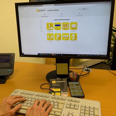 Zwei Jahre Integreat im Landkreis Mei&szlig;en - Plattform hilft mobil auf dem Smartphone und Bildschirm auch bei Beratungen