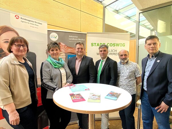 Premiere in Coswig zum ersten Job-Date im Rathaus