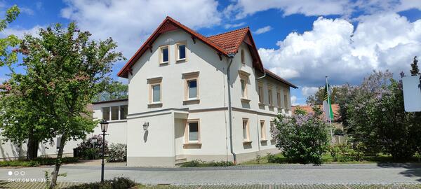 Bild vergr&ouml;&szlig;ern: Gemeindeamt der Gemeinde Niederau.